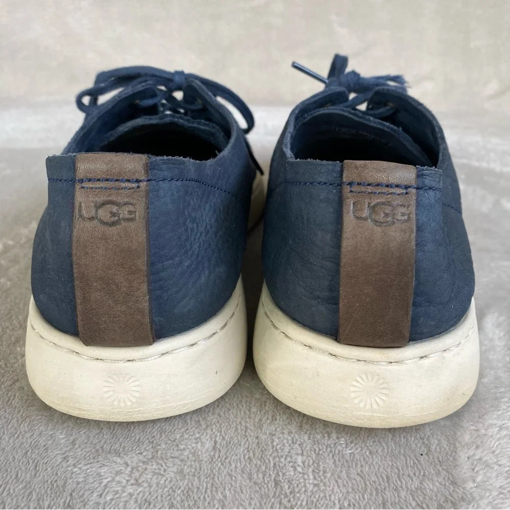 UGG Australia Pismo Men's Sneaker Shoes Size 8.5 Navy Blue Nubuck Leather